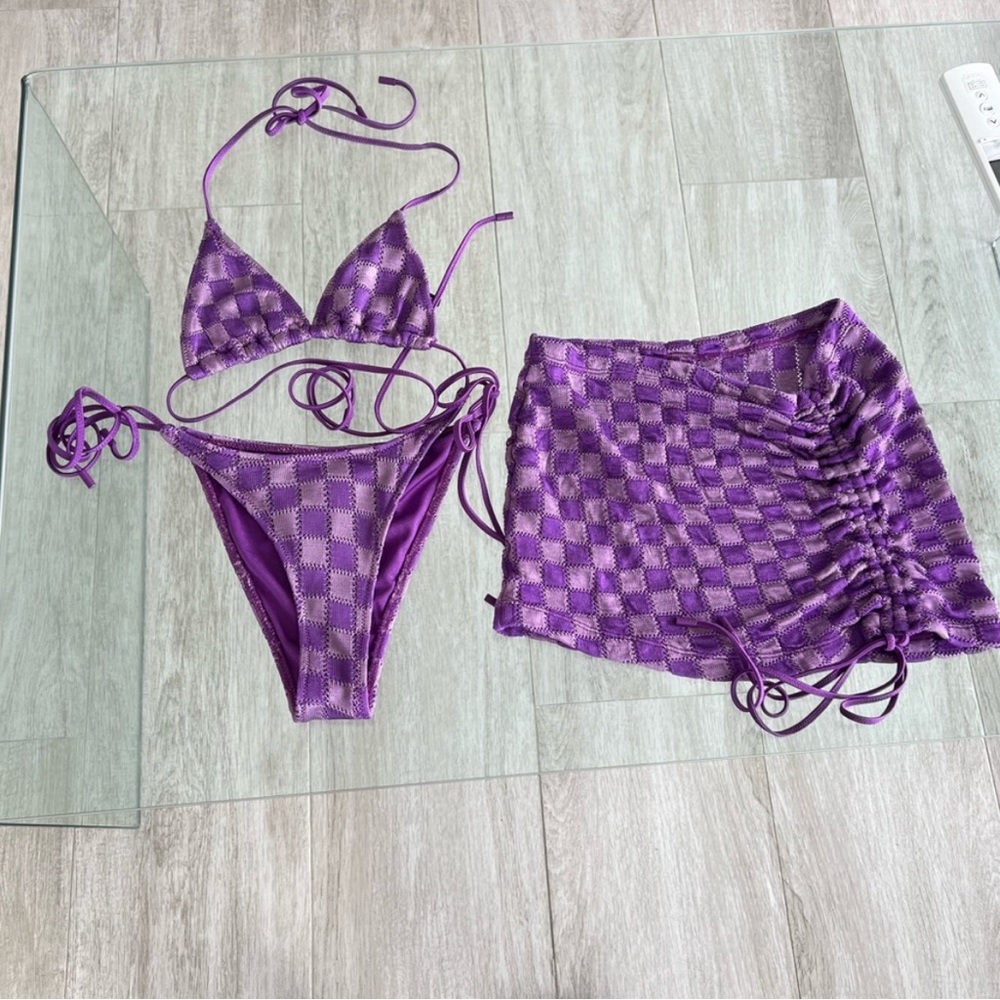 Triangl Vinca Reverly Bikini Set W/ Matching Cover Up